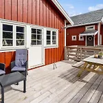 Feriehus Rorbu, Amaliebua *