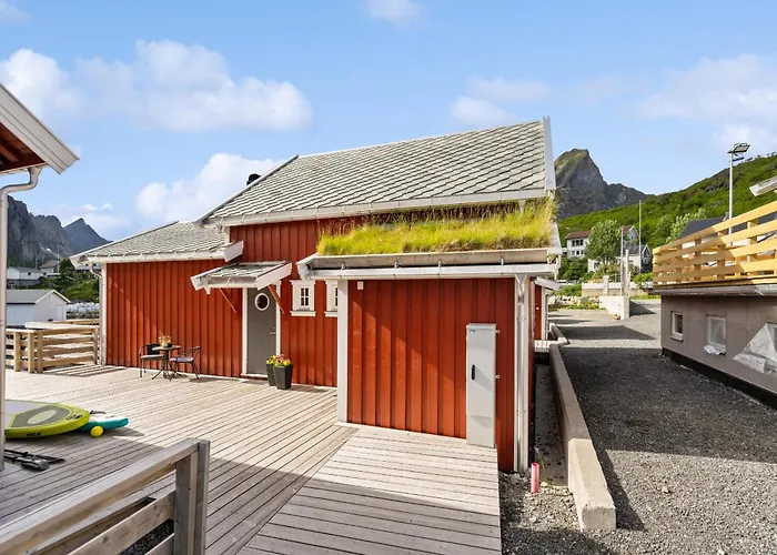 Rorbu, Amaliebua * Reine