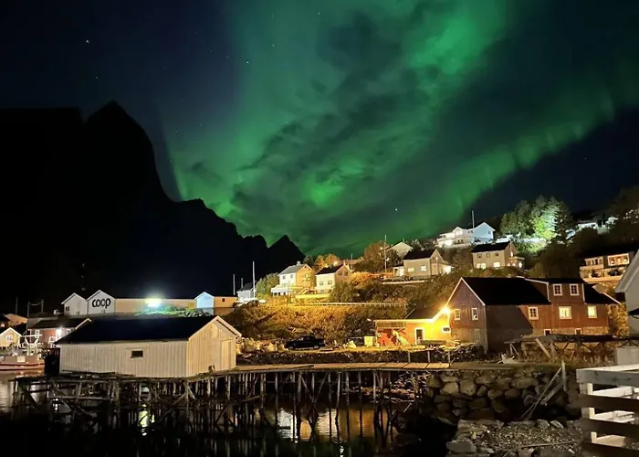 Rorbu, Amaliebua Semesterbostad Reine