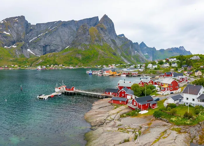 Rorbu, Amaliebua Semesterbostad