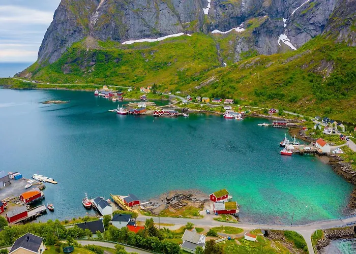 Semesterbostad Rorbu, Amaliebua